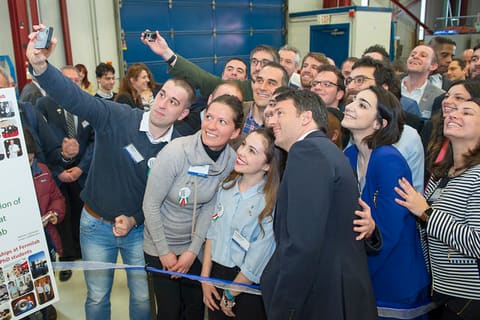 Italian Prime Minister Matteo Renzi tours Fermilab.