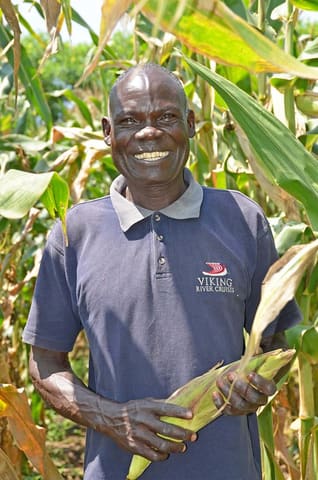 Maurice Otieno Misunga has been a large scale farmer since 2012. Previously, he grew crops solely for home consumption. He has worked with KAVES agronomists to give him the confidence to fully embrace agribusiness.