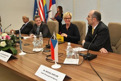 Apr 2016 - Peter Duffy, Marie Bergstrom, Michal Kaplan - USAID, Embassy of Sweden and CzDA sign the cooperation agreement at the Federal Ag Institute Sarajevo