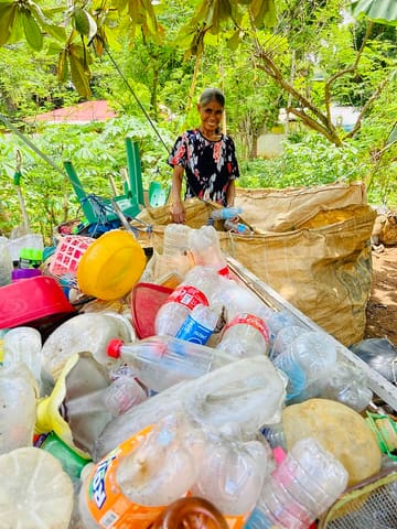 Empowering Woman Waste Collectors as Environmental Stewards