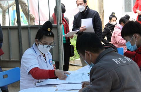 MOMENTUM Routine Immunization Transformation and Equity Vietnam