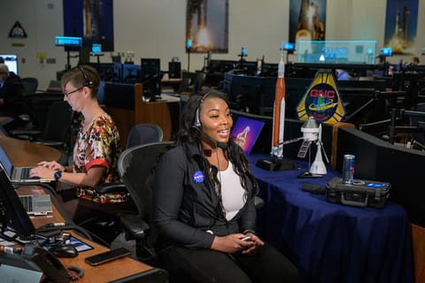 Flight Day 16: Mission Control during Distant Retrograde Departure