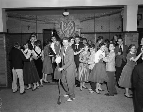 Valentine dance, school