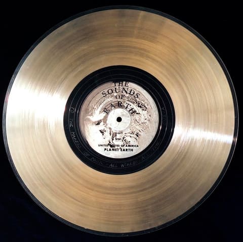 Voyager, Gold Record display, 10-5-1977