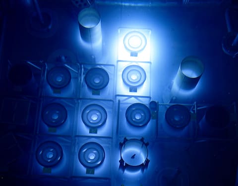 HFIR reactor pool