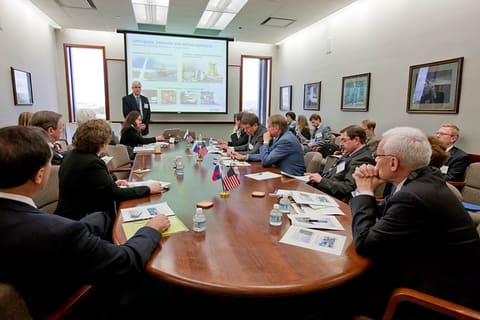US and Russian Laboratory Directors Meet