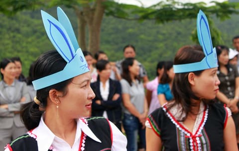 Teachers in Kon Tum practice what they learned from USAID-funded intensive training courses