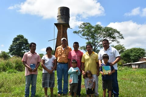 Visita a la Junta Comunitaria de Agua de la comunidad Aché Chupa Pou - San Rosamí