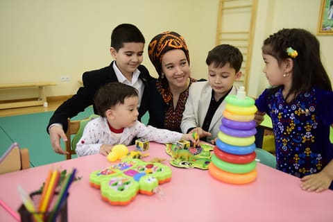 A family in Ashgabat, Turkmenistan enjoying each other’s company