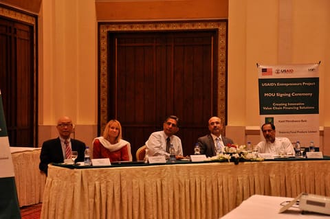 Mr. Daniel Lee (DCOP USAID's Entrepreneurs Project), Ms. Susan Slomback (COP USAID's Entrepreneurs Project), Mr. Muhammad Naguib Saigal (CFO, Shakarganj Foods), Mr. M. Mudassar Aqil (Chief Executive Officer KASHF Microfinance bank Ltd.), Mr. Ali Akbar (Co
