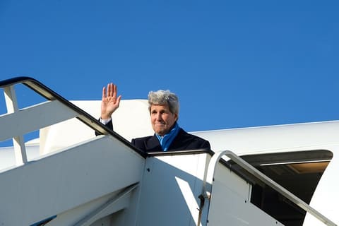 Secretary Kerry Waves Goodbye to Bulgarian Officials After Meetings in Sofia